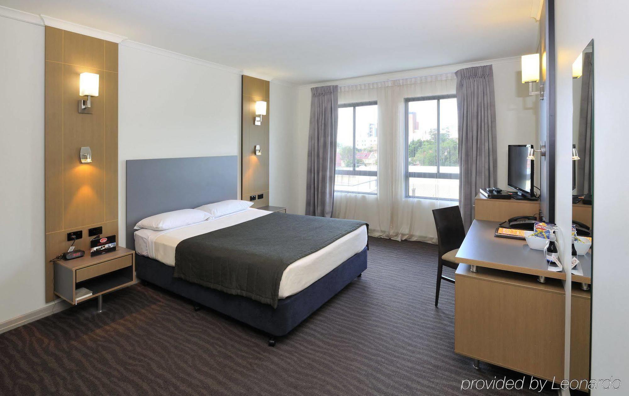 Metro Hotel Ipswich International Bagian luar foto